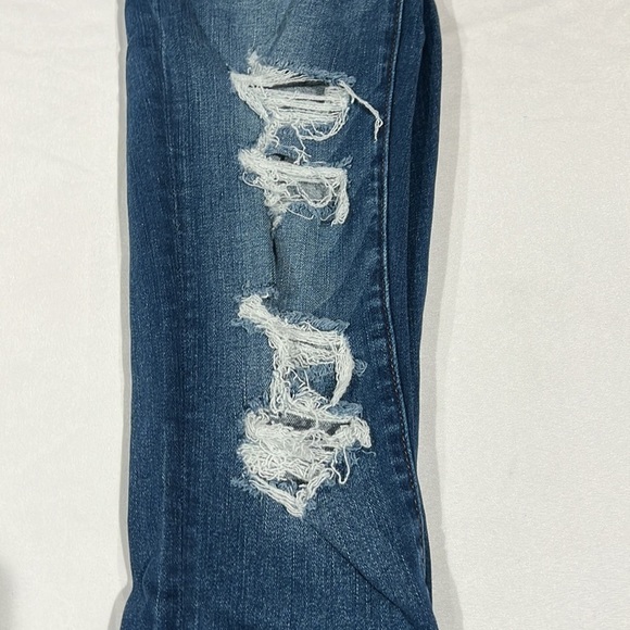 American Eagle. Next level flex jeans. Size 0 - Picture 3 of 6